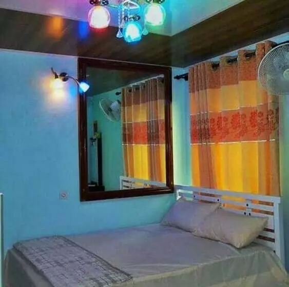 ペンション Jejawi Jaya Lodge