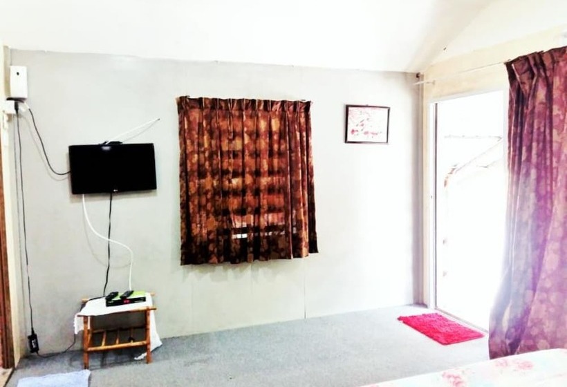 פנסיון Jejawi Jaya Lodge