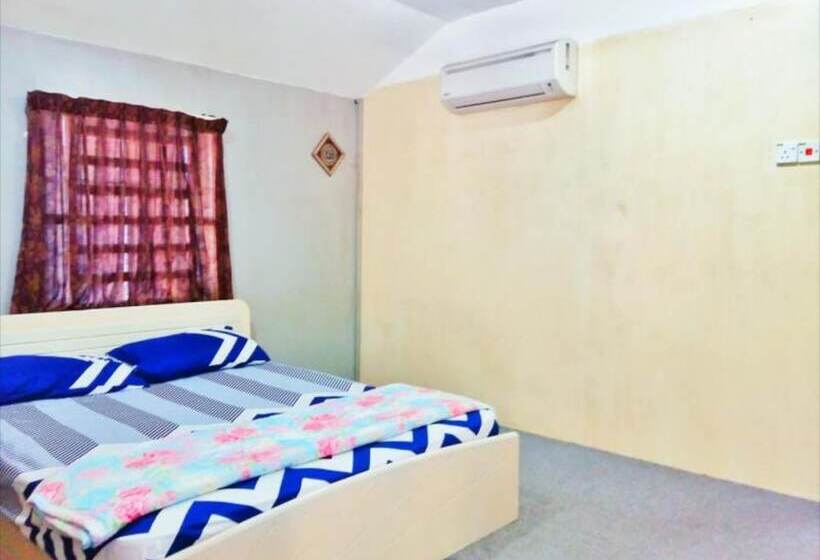 פנסיון Jejawi Jaya Lodge