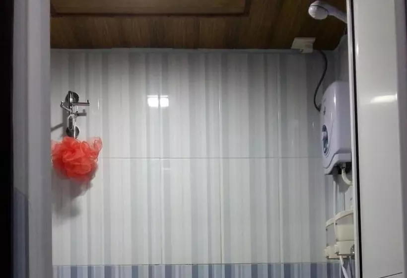 ペンション Jejawi Jaya Lodge