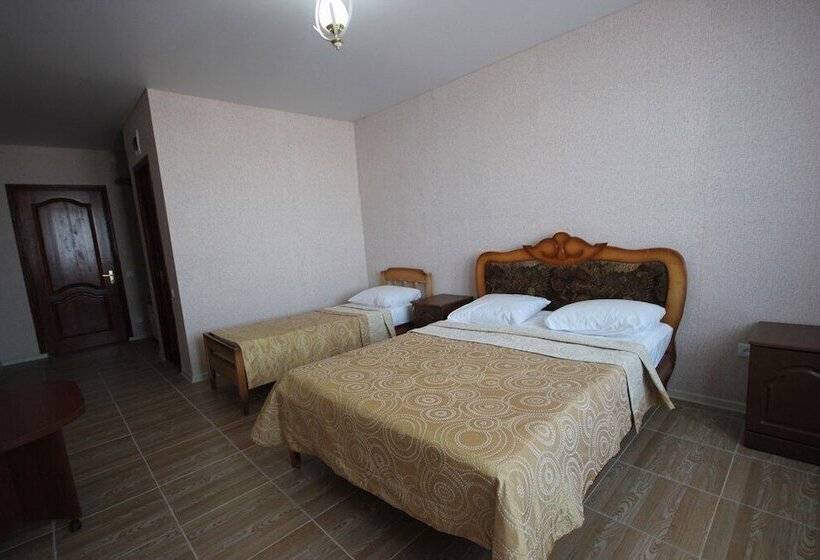 پانسیون Tri A