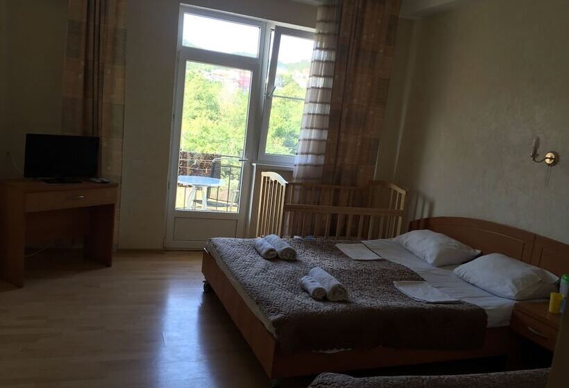 پانسیون Uyutnyy Prichal