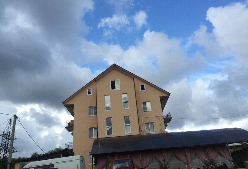 پانسیون Uyutnyy Prichal