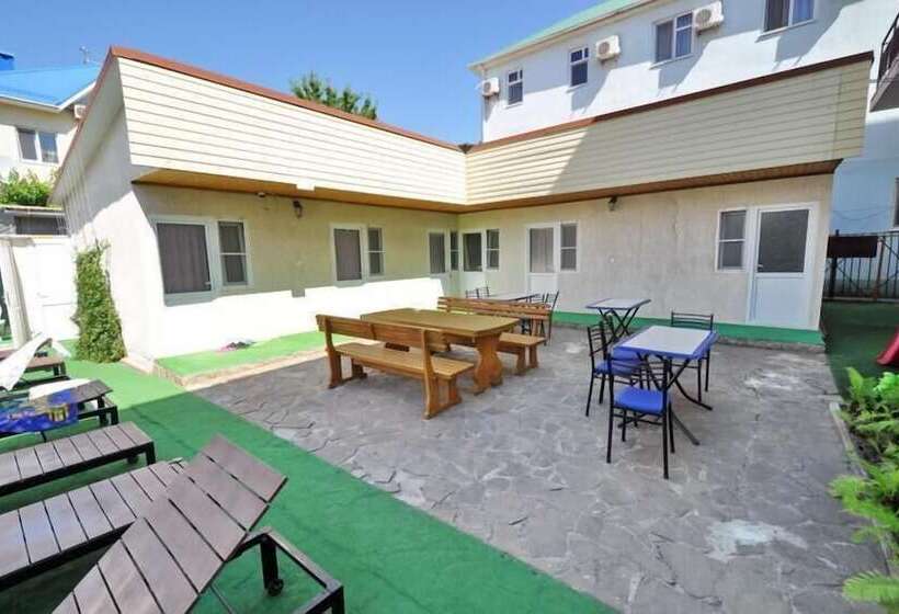 פנסיון Vintage Guest House