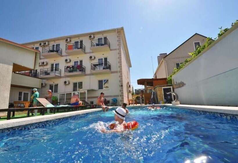 פנסיון Vintage Guest House