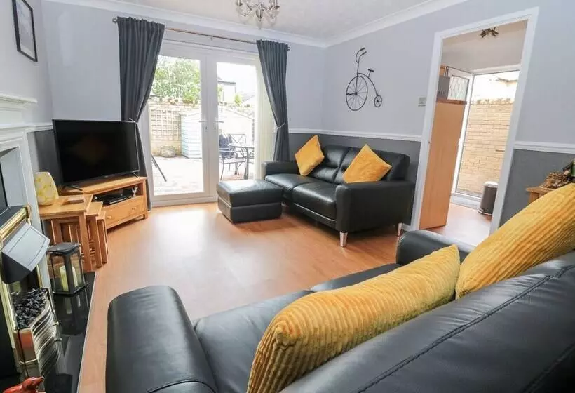10 Reivers Gate
