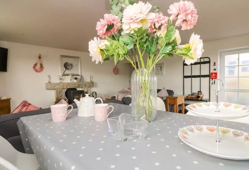 Be Our Guest Cottage