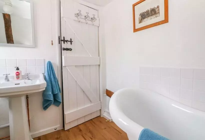 Beaumont S Cottage