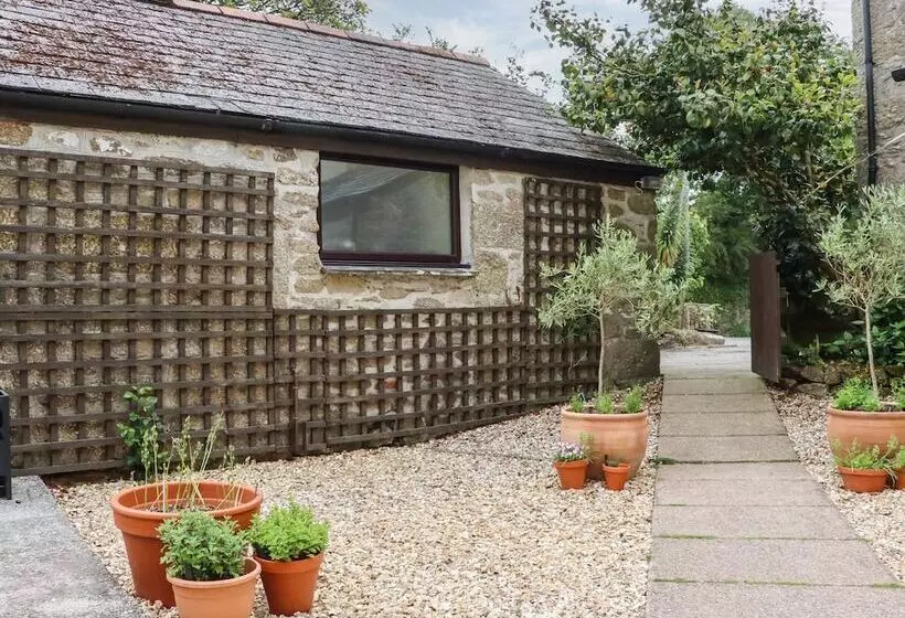 Camellia Cottage