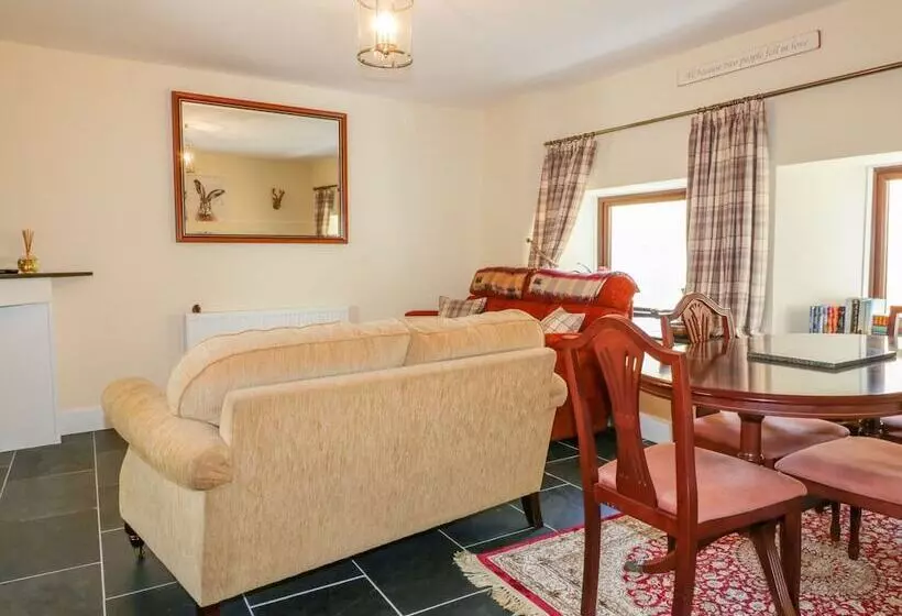Camellia Cottage