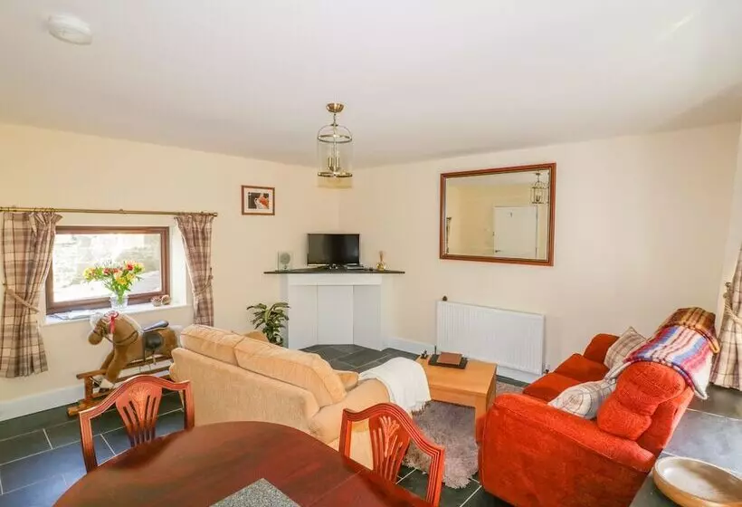 Camellia Cottage