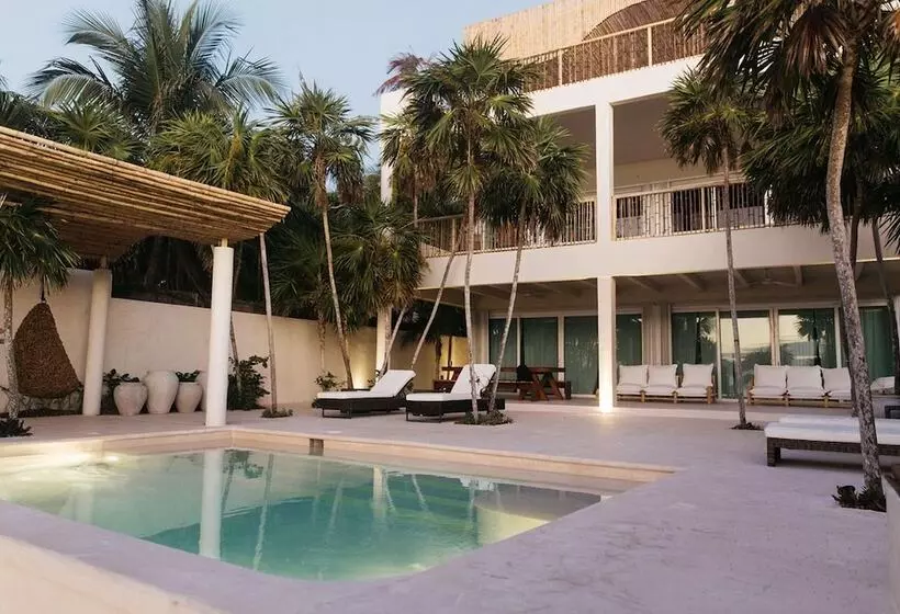 Casa Aquamarine