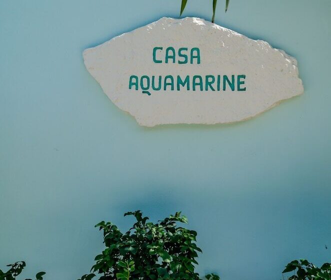 Casa Aquamarine