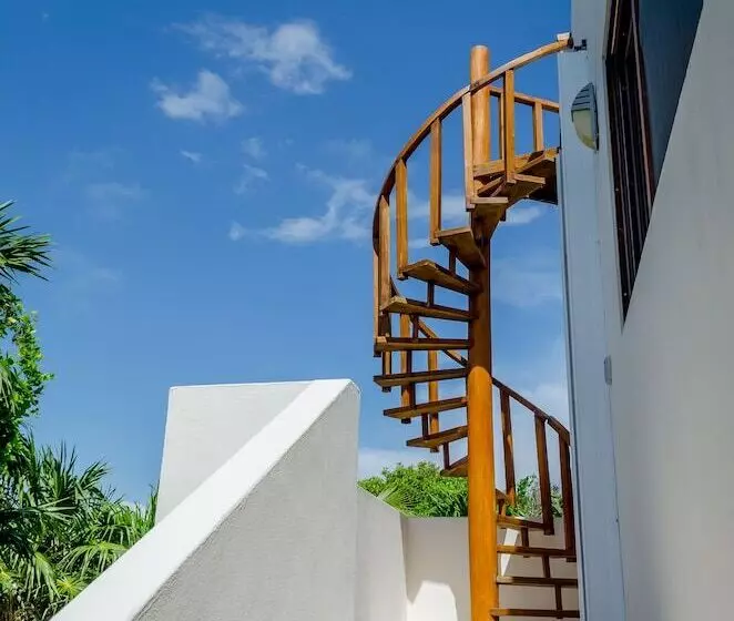 Casa Aquamarine