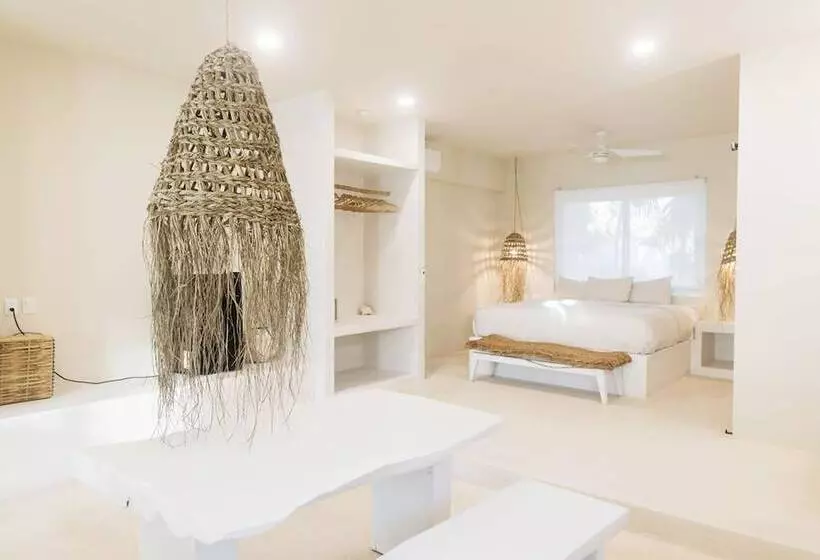 Casa Aquamarine