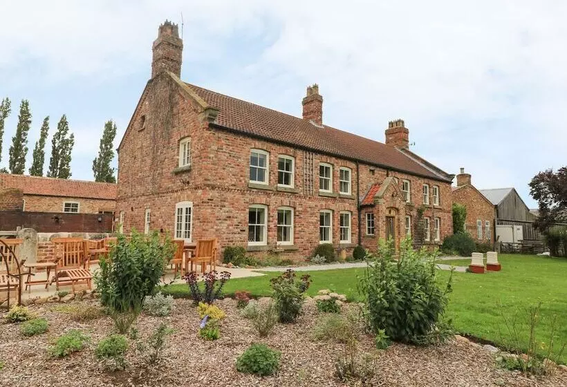 Copmanthorpe Hall