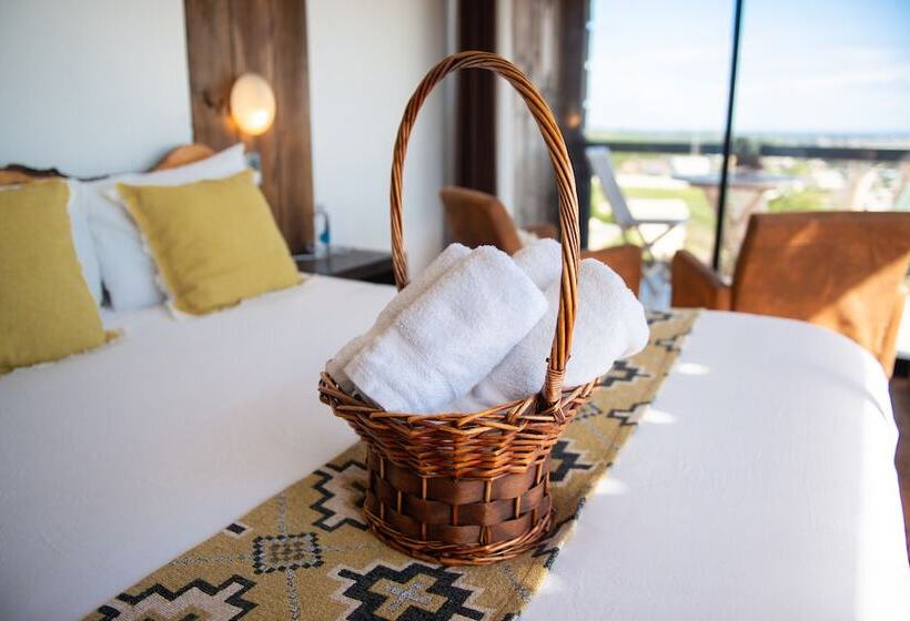 هتل Wave Pichilemu Lodge