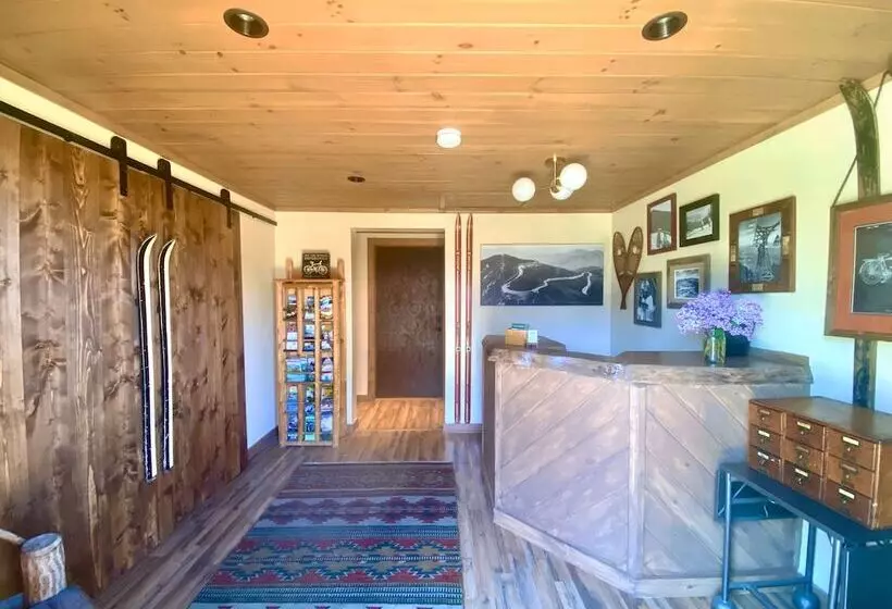 Motelli Cadence Lodge At Whiteface