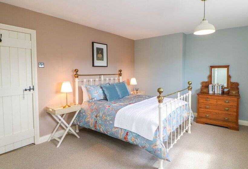Old Workhouse Cottage
