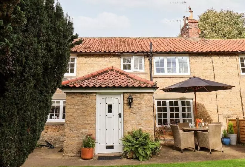 Pine Cottage