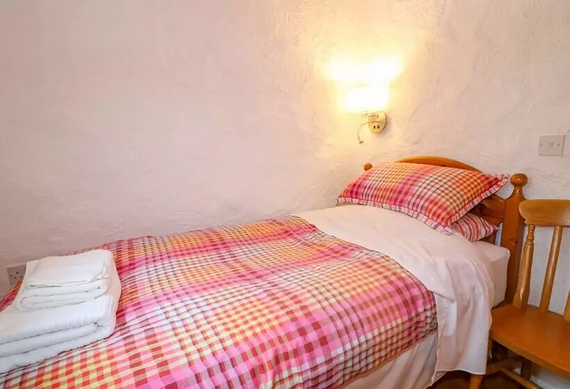 Quiet Waters Cottage