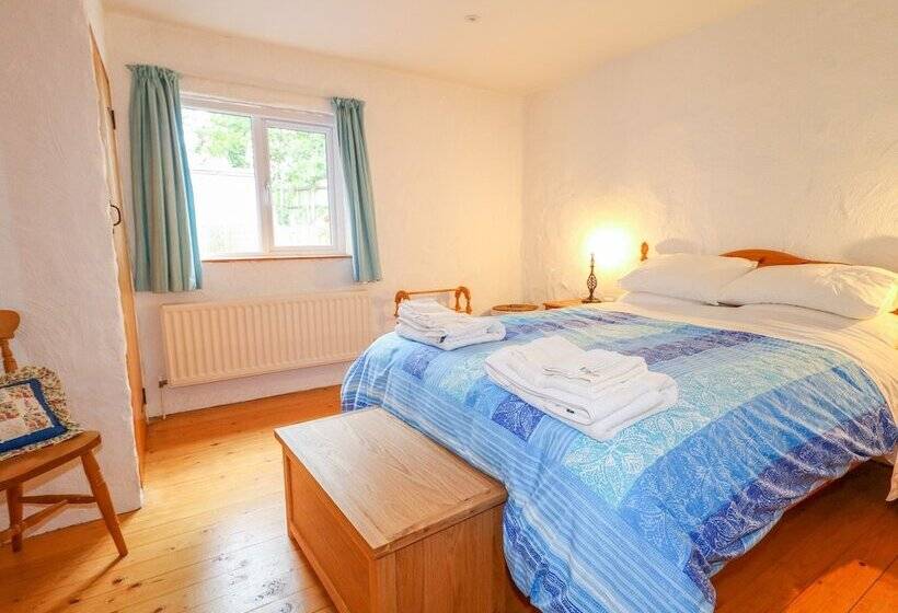 Quiet Waters Cottage