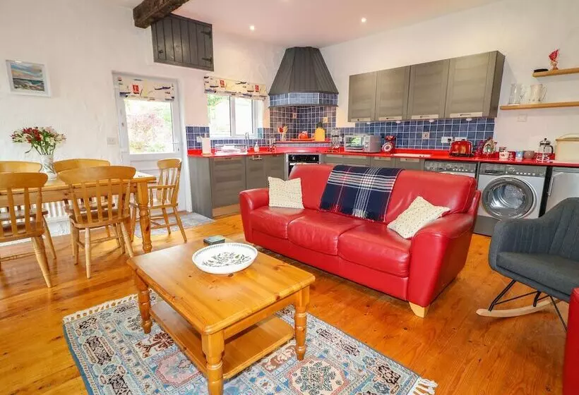 Quiet Waters Cottage