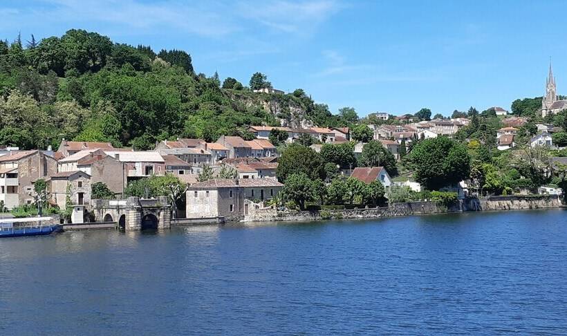 إقامة Le 72 Watt