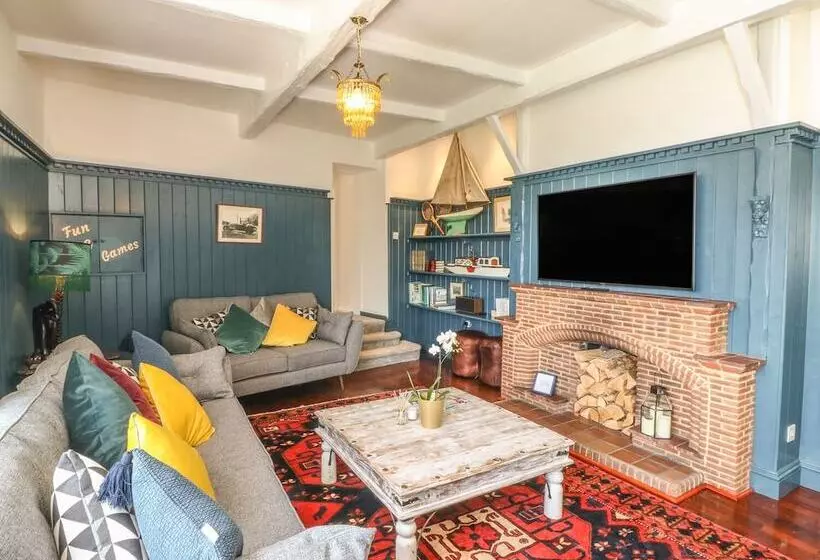 The Coach House