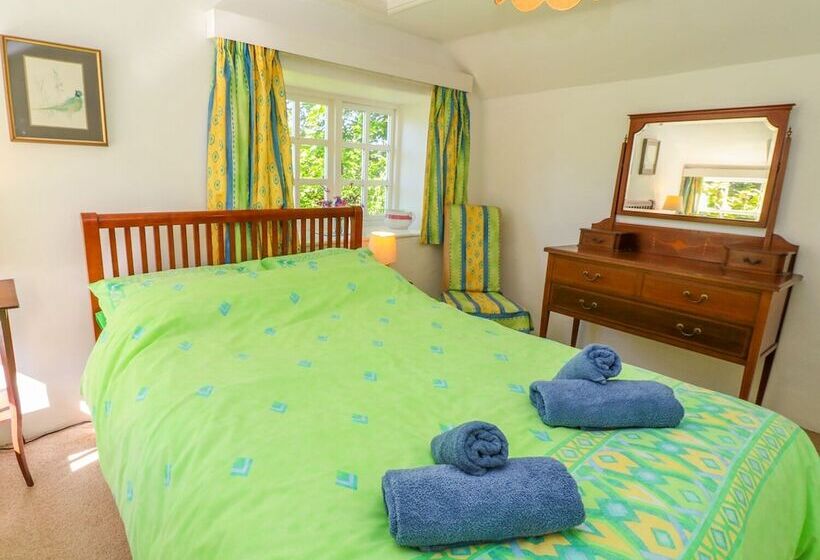 The Thatched Cottage