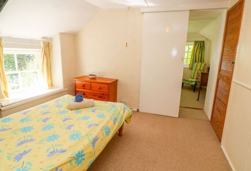 The Thatched Cottage