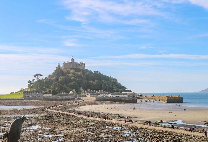 The Thatched Cottage