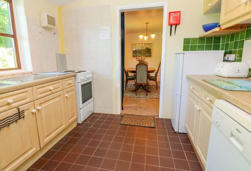 The Thatched Cottage