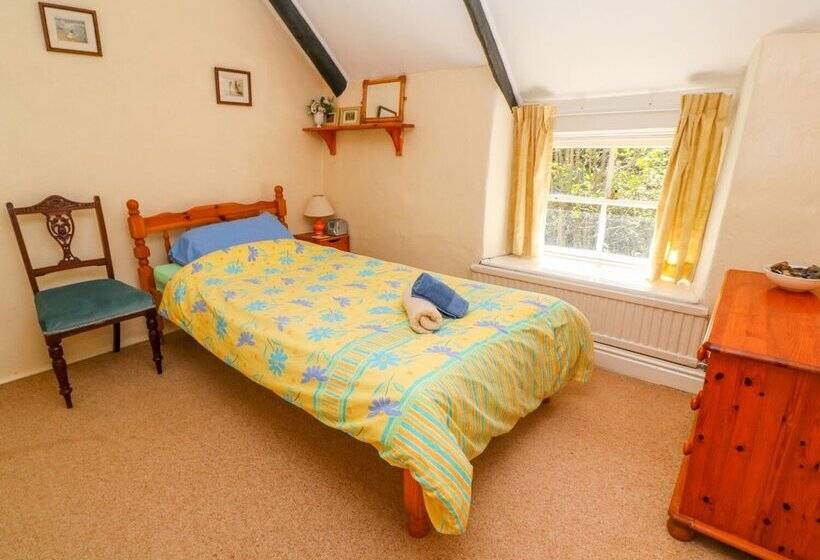 The Thatched Cottage