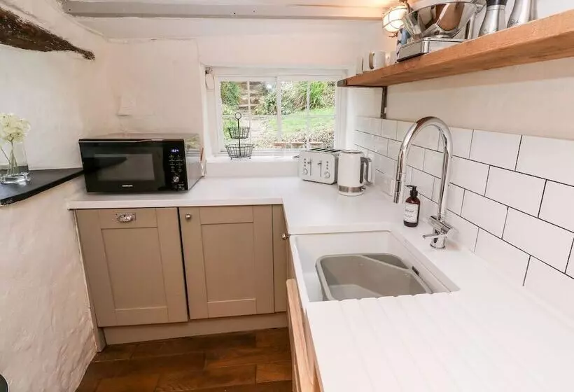 Clahar Cottage