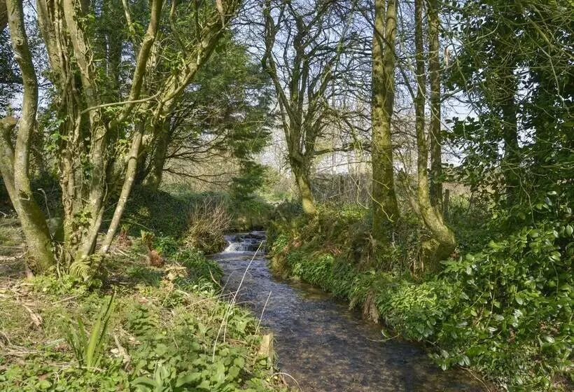 Erin Cottage