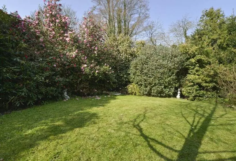 Erin Cottage