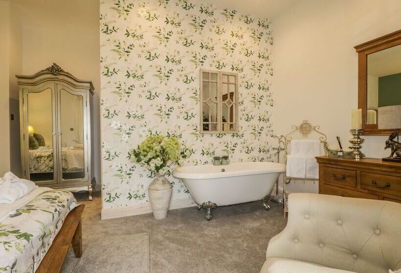 High Rigg Woodland Cottage