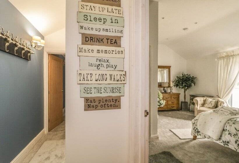 High Rigg Woodland Cottage