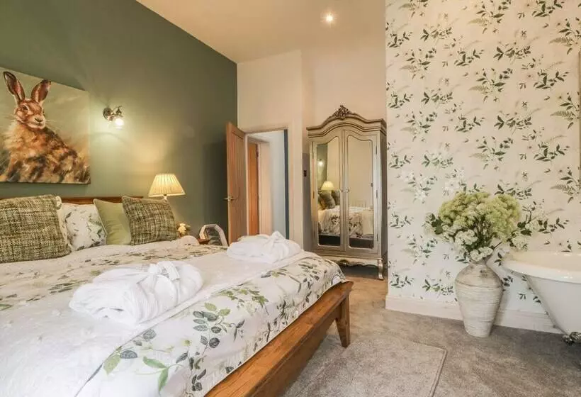 High Rigg Woodland Cottage