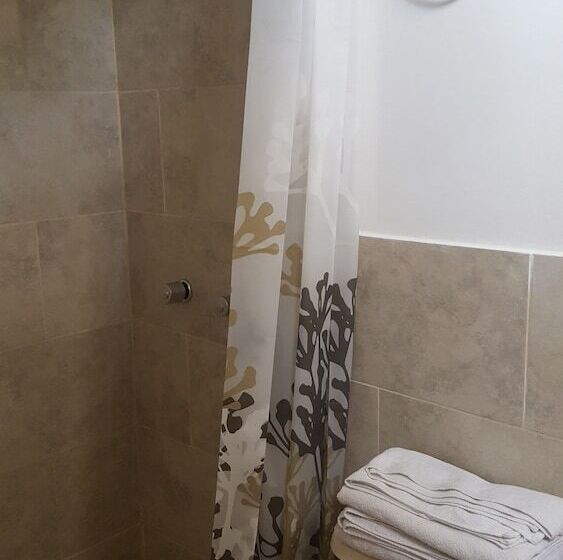 בית מלון כפרי Milano