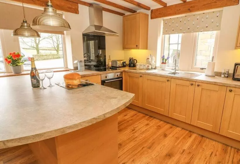 Meadow Cottage