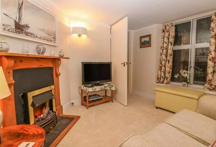 Ringmore House Cottage
