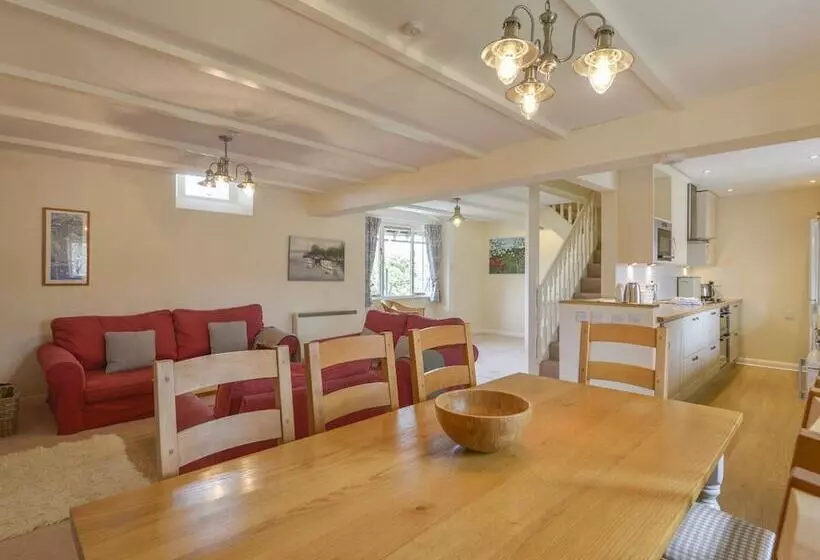 St Aubyn Cottage