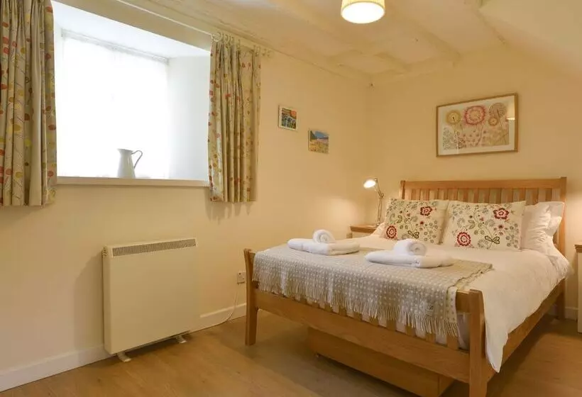St Aubyn Cottage