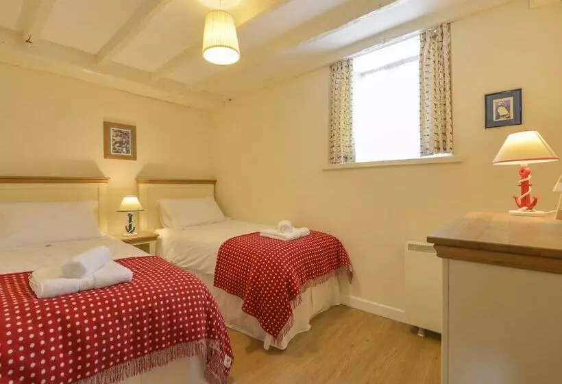 St Aubyn Cottage