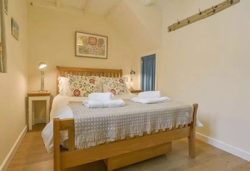 St Aubyn Cottage