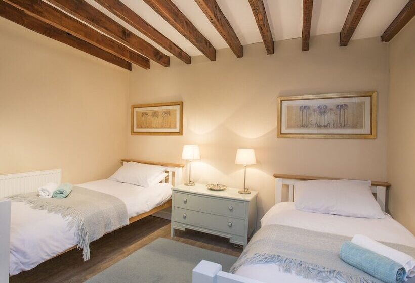 The Coach House Beaumaris