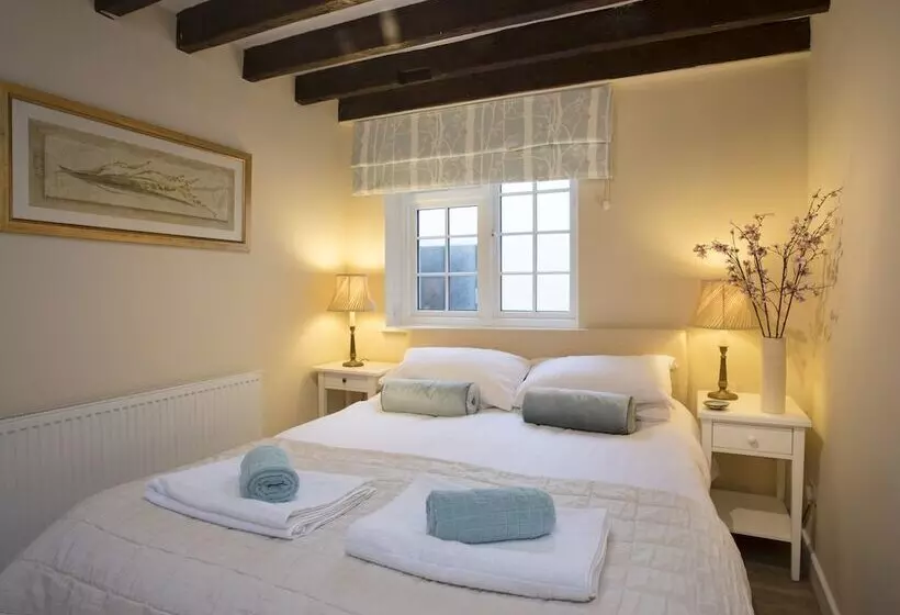 The Coach House   Beaumaris