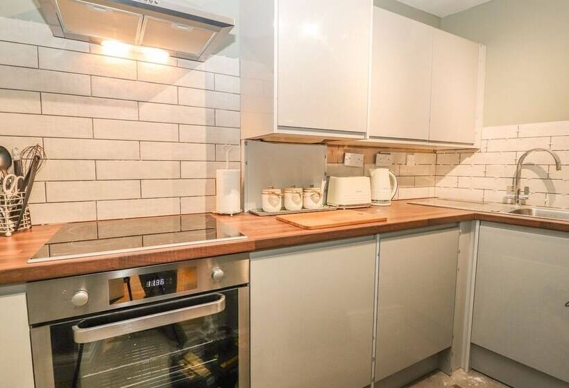 The Cottage @ The Coach House